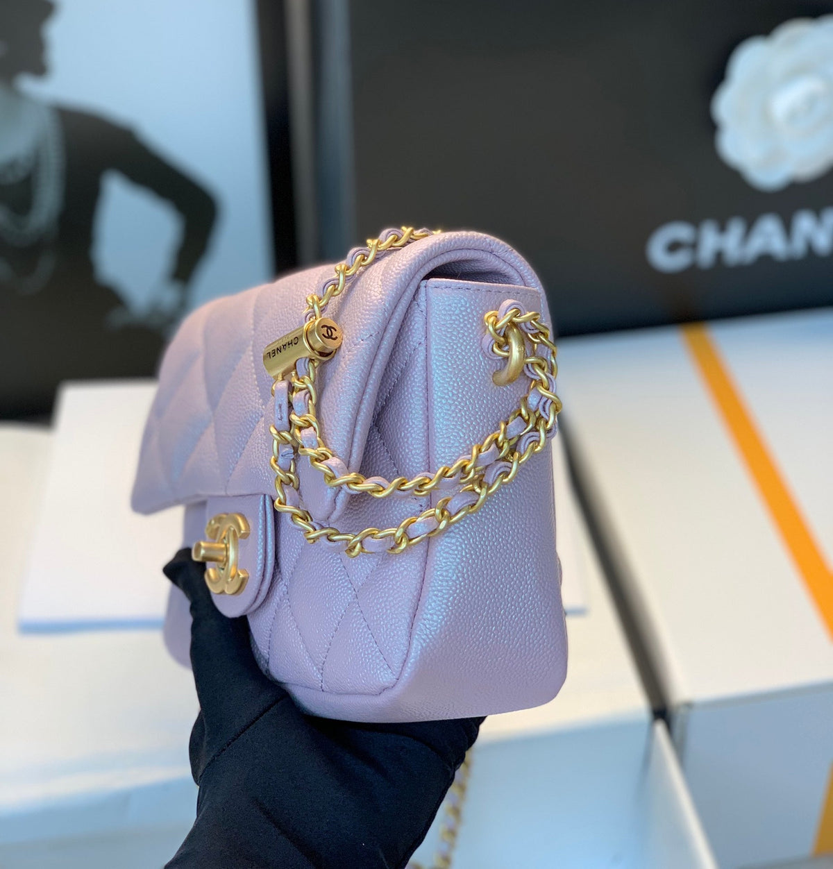 CHANEL 25S CLASSIC FLAP 19 CM IN MAUVE PINK CAVIAR LEATHER WITH GOLD HARDWARE