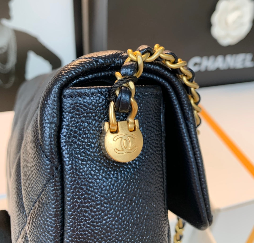 CHANEL 25S CLASSIC FLAP 19 CM IN BLACK CAVIAR LEATHER WITH GOLD HARDWARE