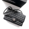 FLAP BAG 25 IN BLACK CAVIAR LEATHER SILVER HARDWARE