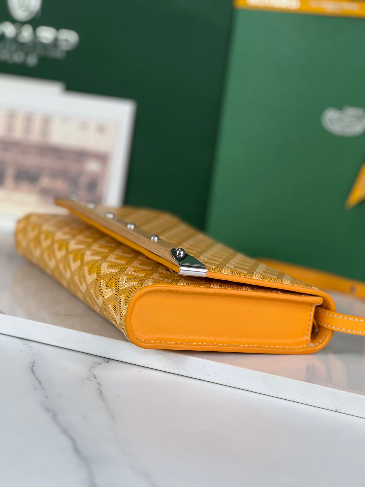 MONTE-CARLO PM CLUTCH 25 IN YELLOW GOYARDINE CANVAS