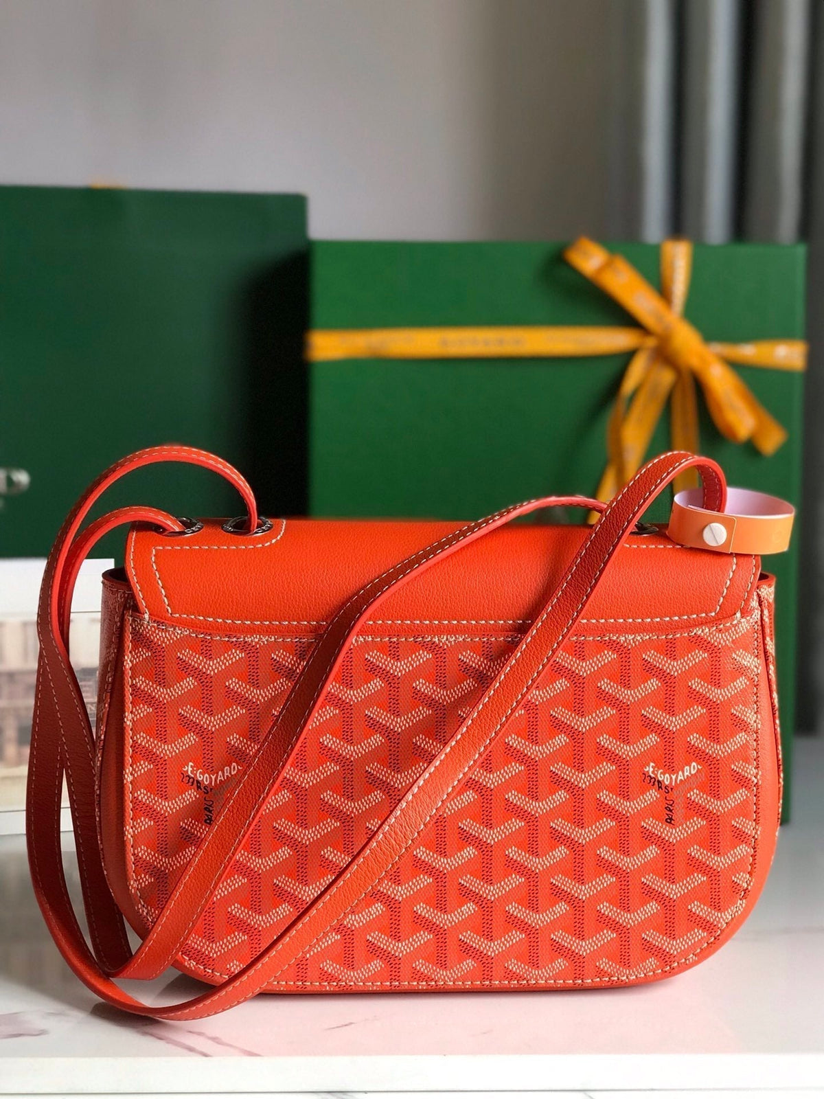 233 BAG 25 IN ORANGE CALFKIN AND GOYARDINE CANVAS