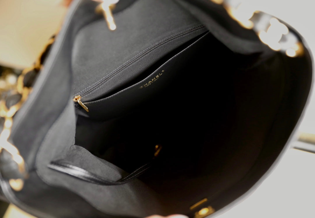 CHANEL 25S TOTE 36 CM IN BLACK LAMBSKIN WITH GOLD HARDWARE