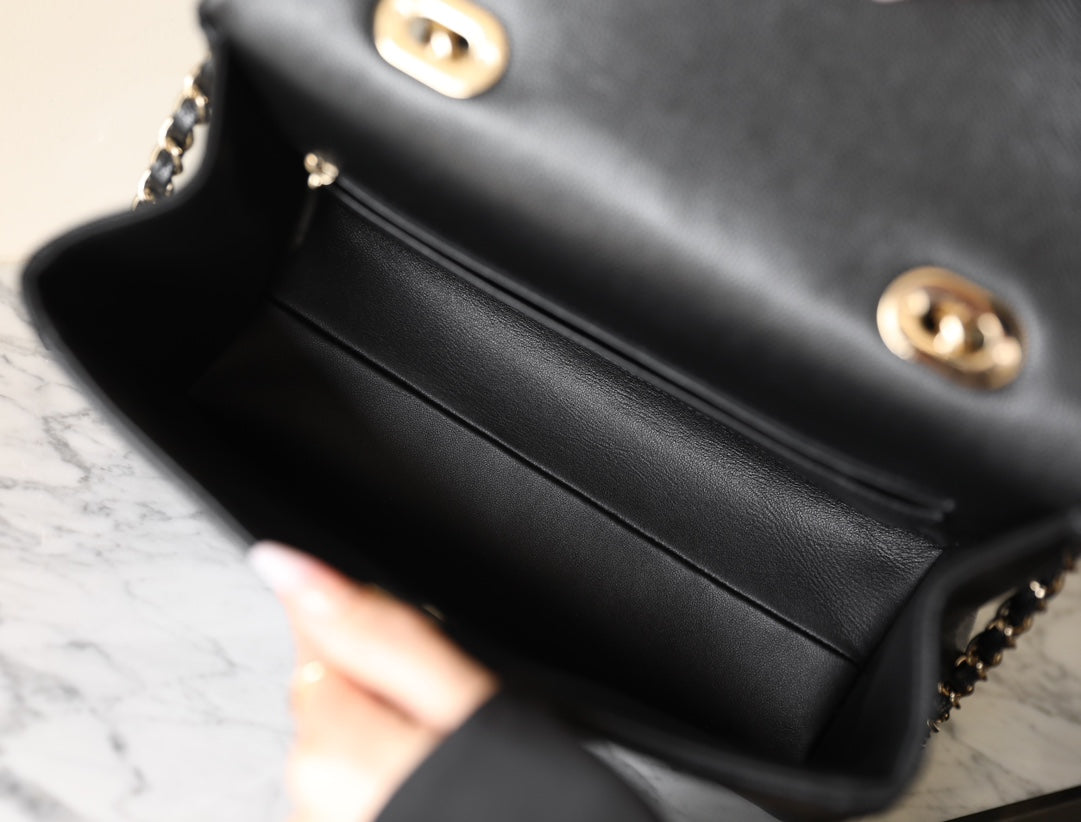 CHANEL 25S FLAP BAG 25 CM IN BLACK LAMBSKIN WITH GOLD HARDWARE