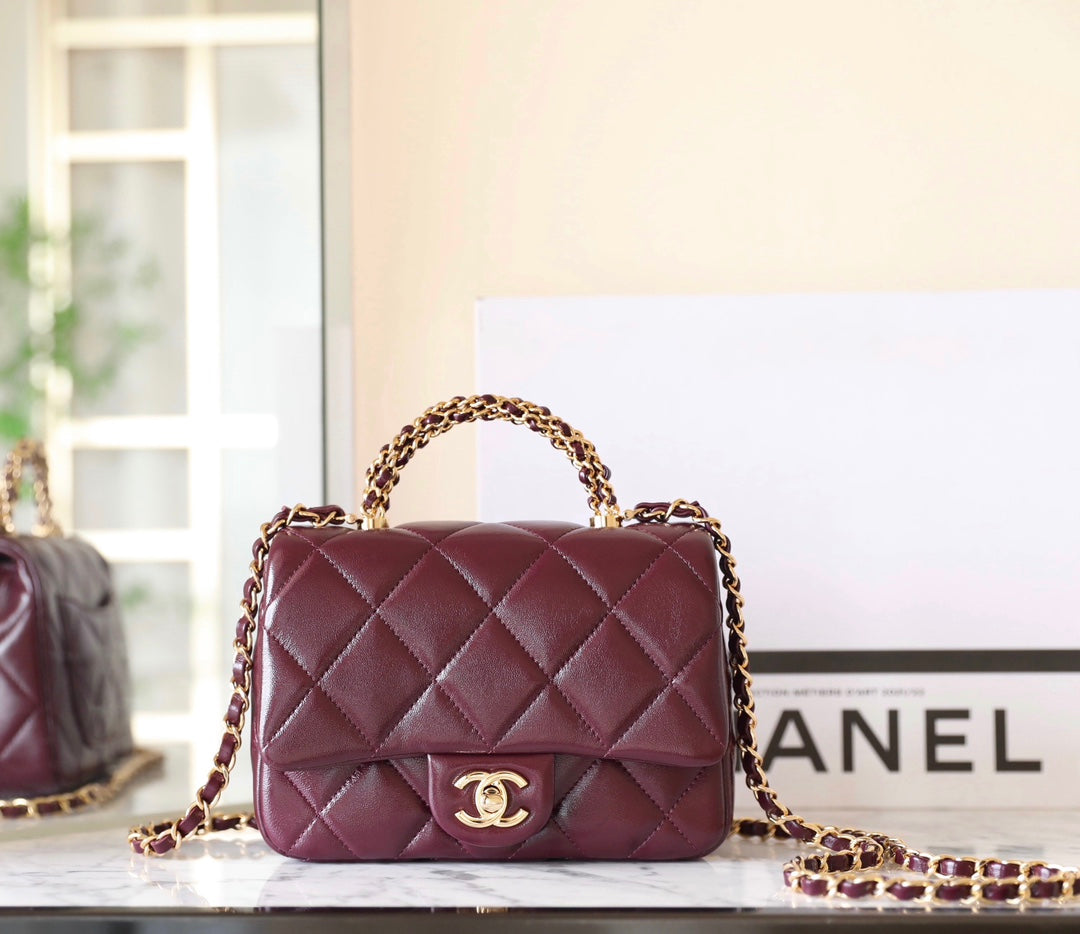 CHANEL 25S FLAP BAG 19 CM IN DARK RED LAMBSKIN WITH GOLD HARDWARE