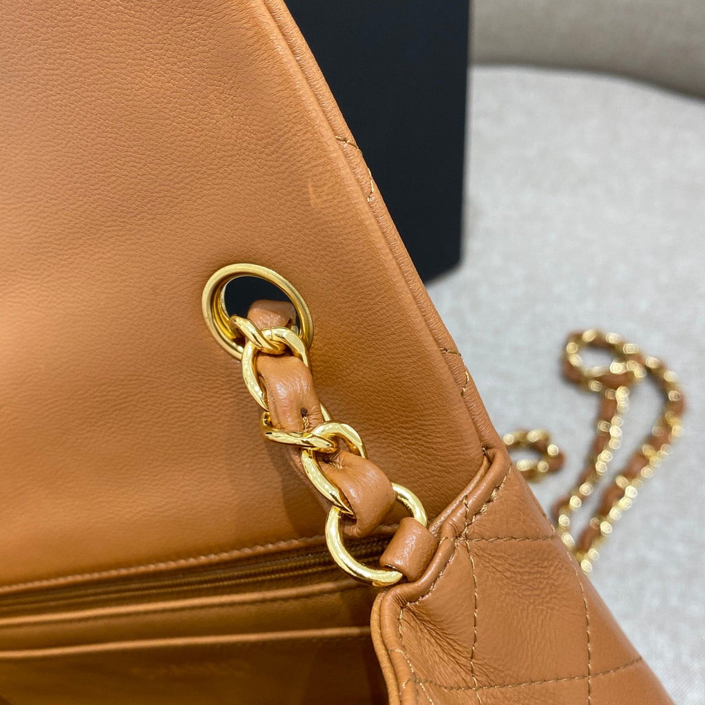 CHANEL FLAP BAG 20CM CARAMEL LAMBSKIN GOLD HARDWARE