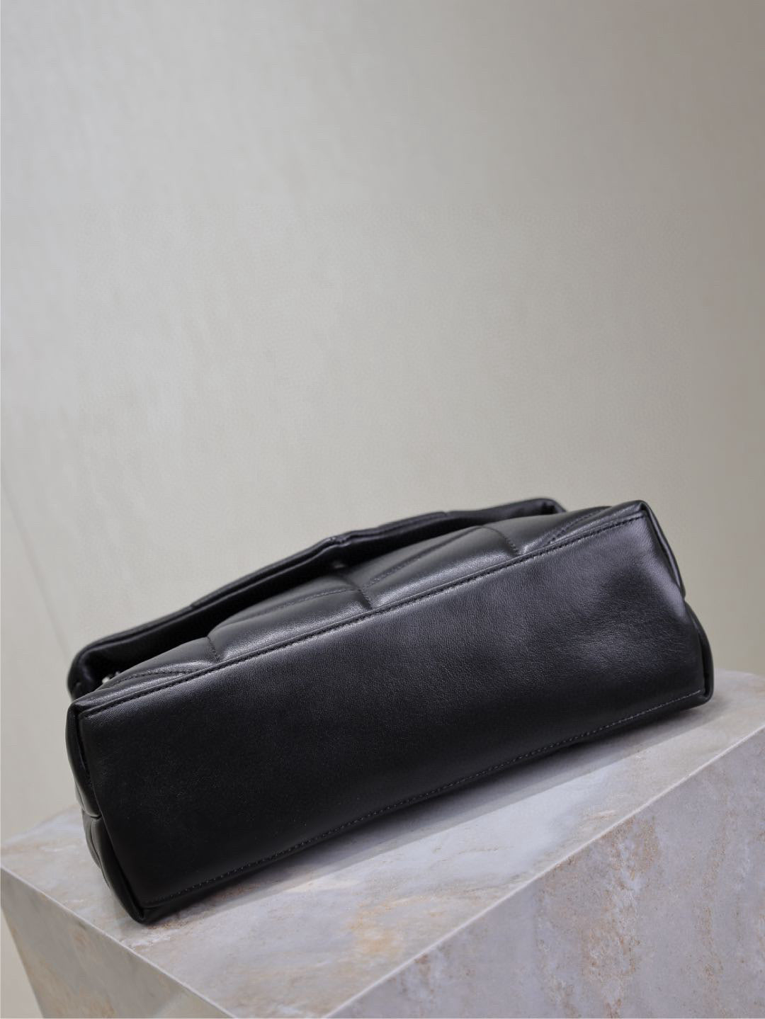 LOULOU PUFFER MEDIUM 29 IN ALL BLACK SHEEPSKIN BLACK HARDWARE
