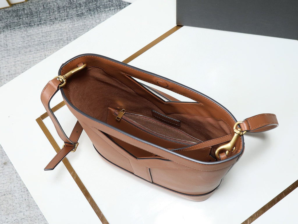 YSL Y BUCKET BAG 30 IN BROWN CALFSKIN