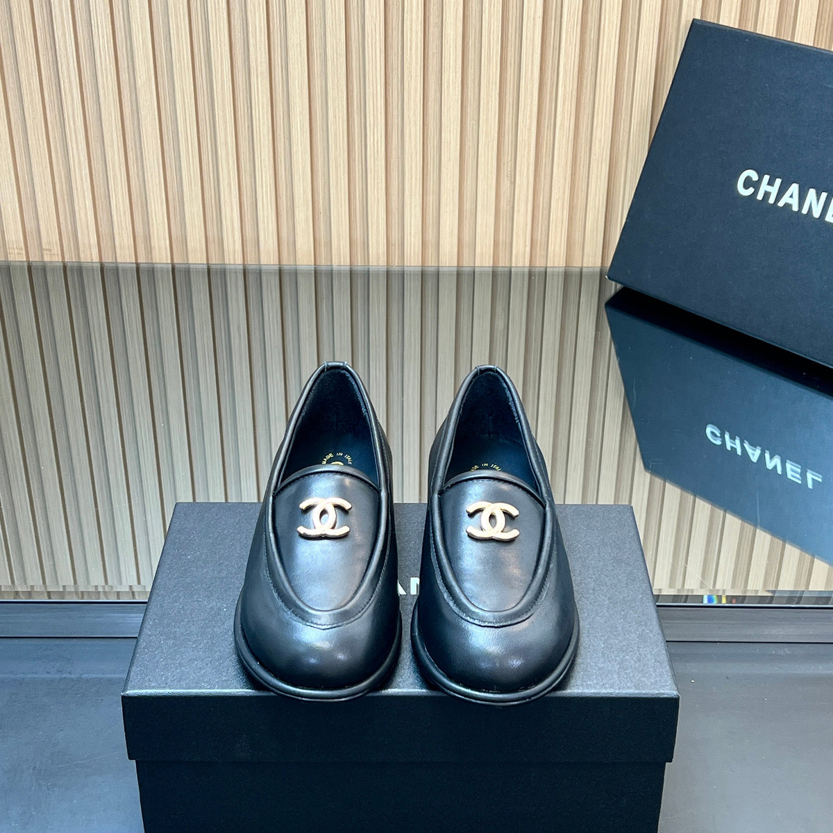 CHANEL 25S TEDDY LOAFER 15MM IN BLACK CALFSKIN GOLD HARDWRE
