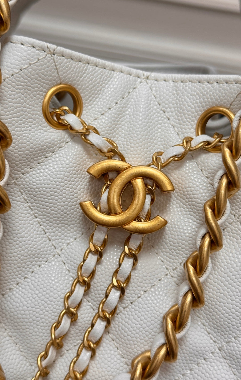 CHANEL 25S HOBO BAG 30 IN WHITE CAVIAR WITH GOLD HARDWARE