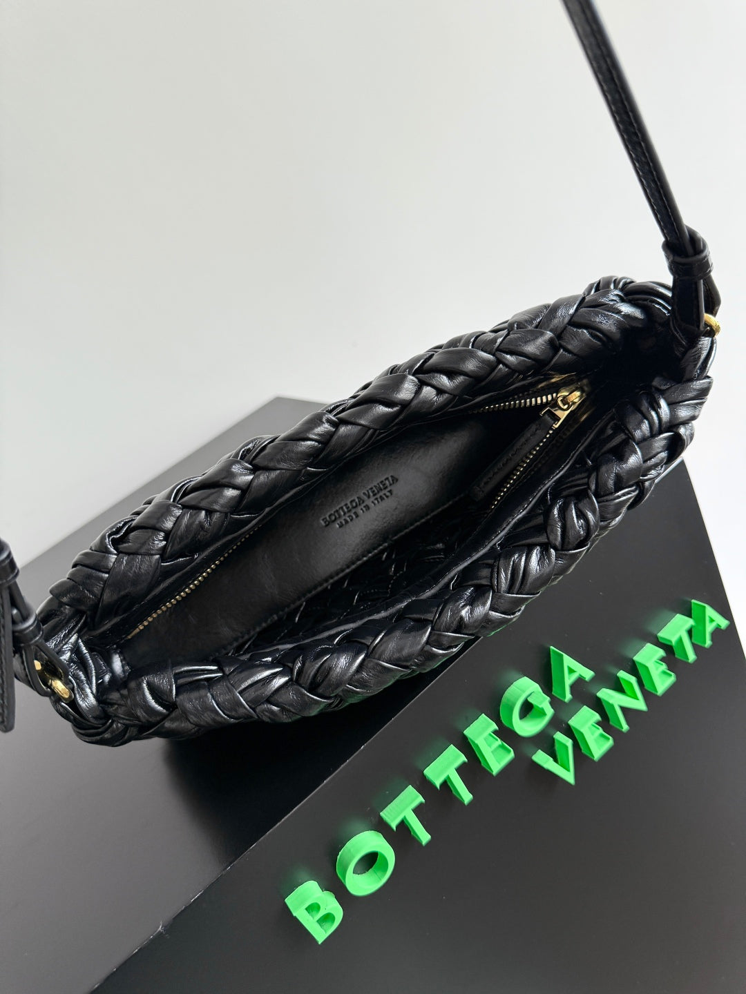 KELIMERO CHA-CHA CLUTCH 28.5 IN BLACK LAMBSKIN