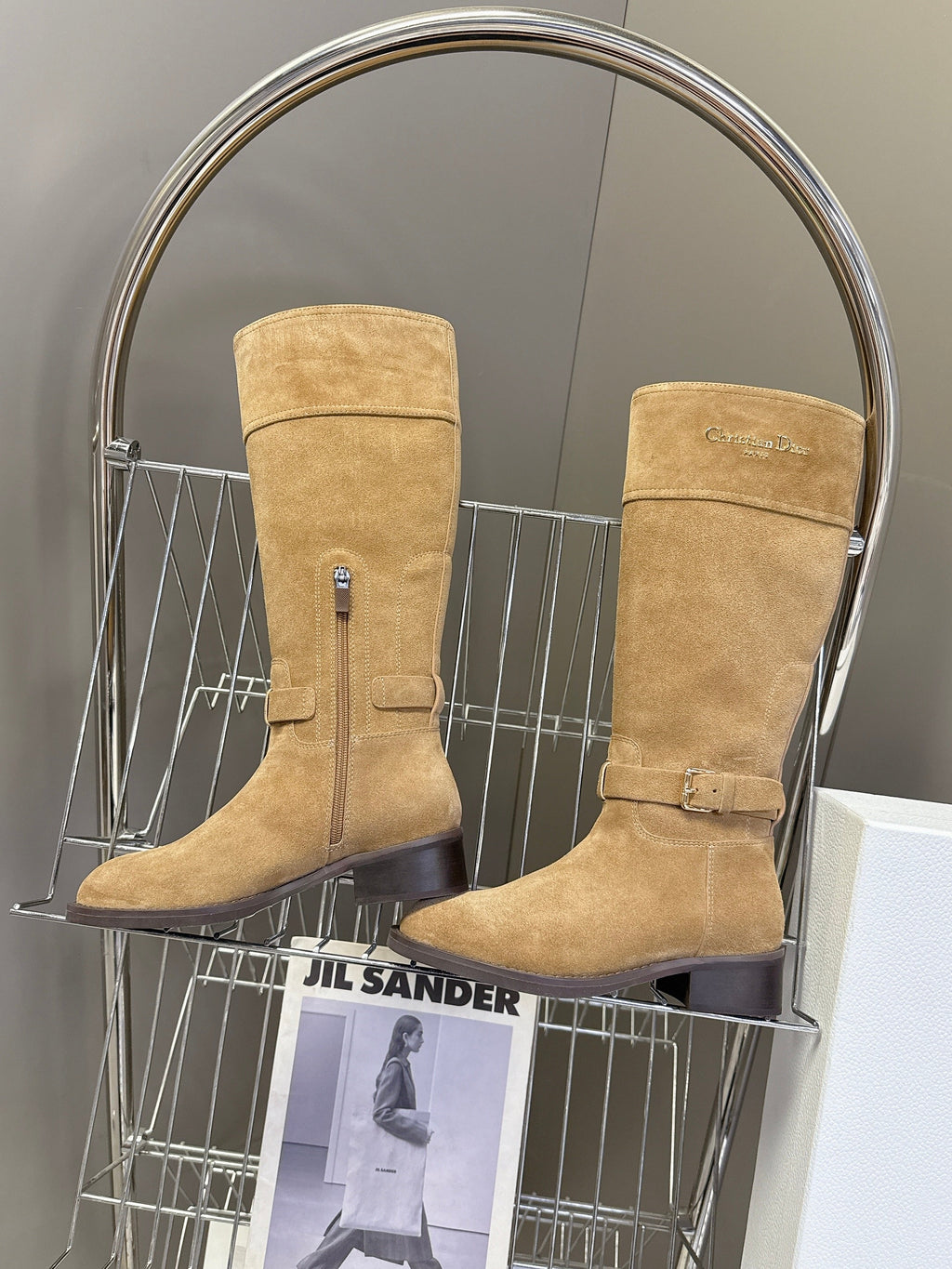 DIOR 25S BROWN HIGH BOOTS IN BEIGE SUEDE