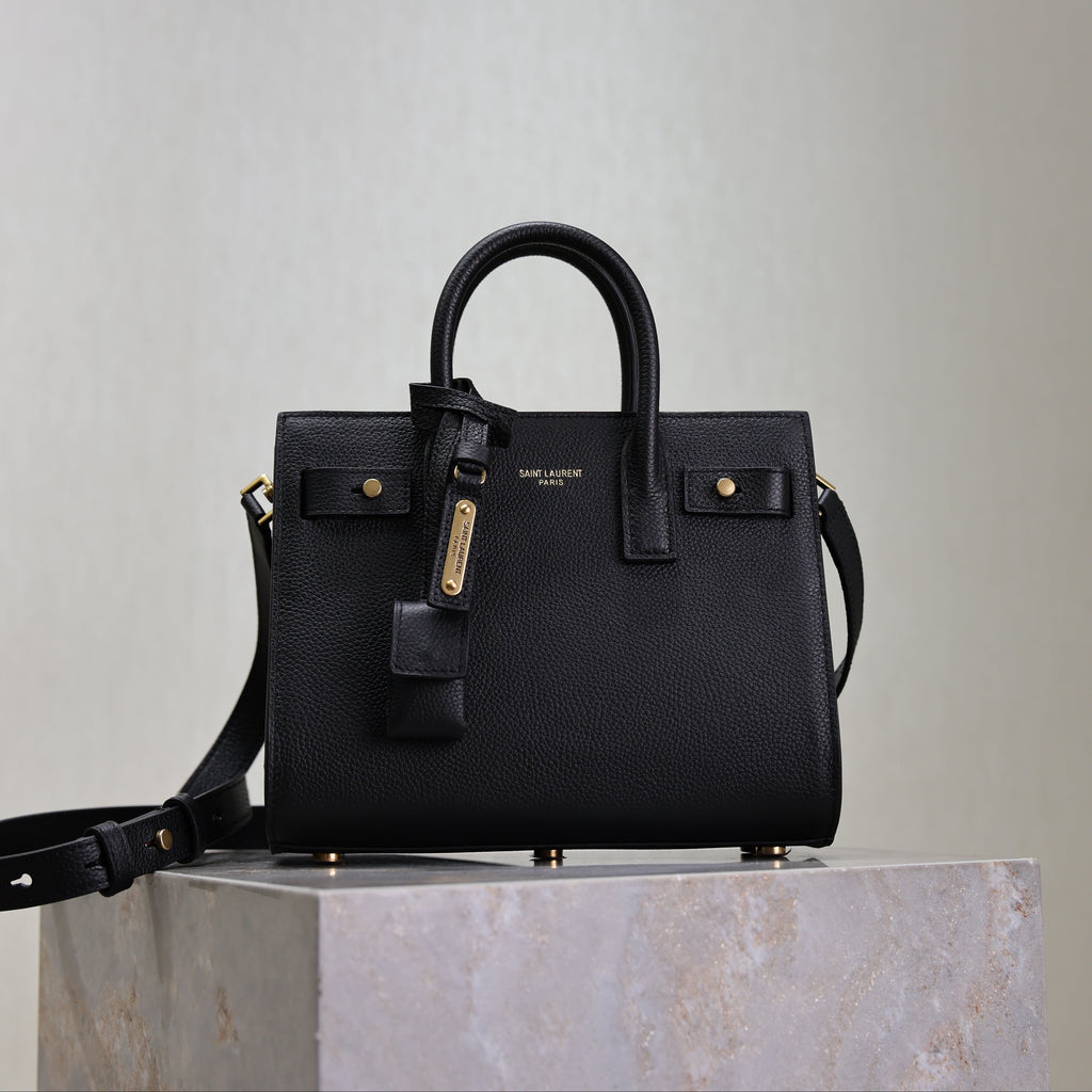 YSL 25S SAC DE JOUR 22 IN BLACK SUPPLE GRAINED CALFSKIN GOLD HARDWARE