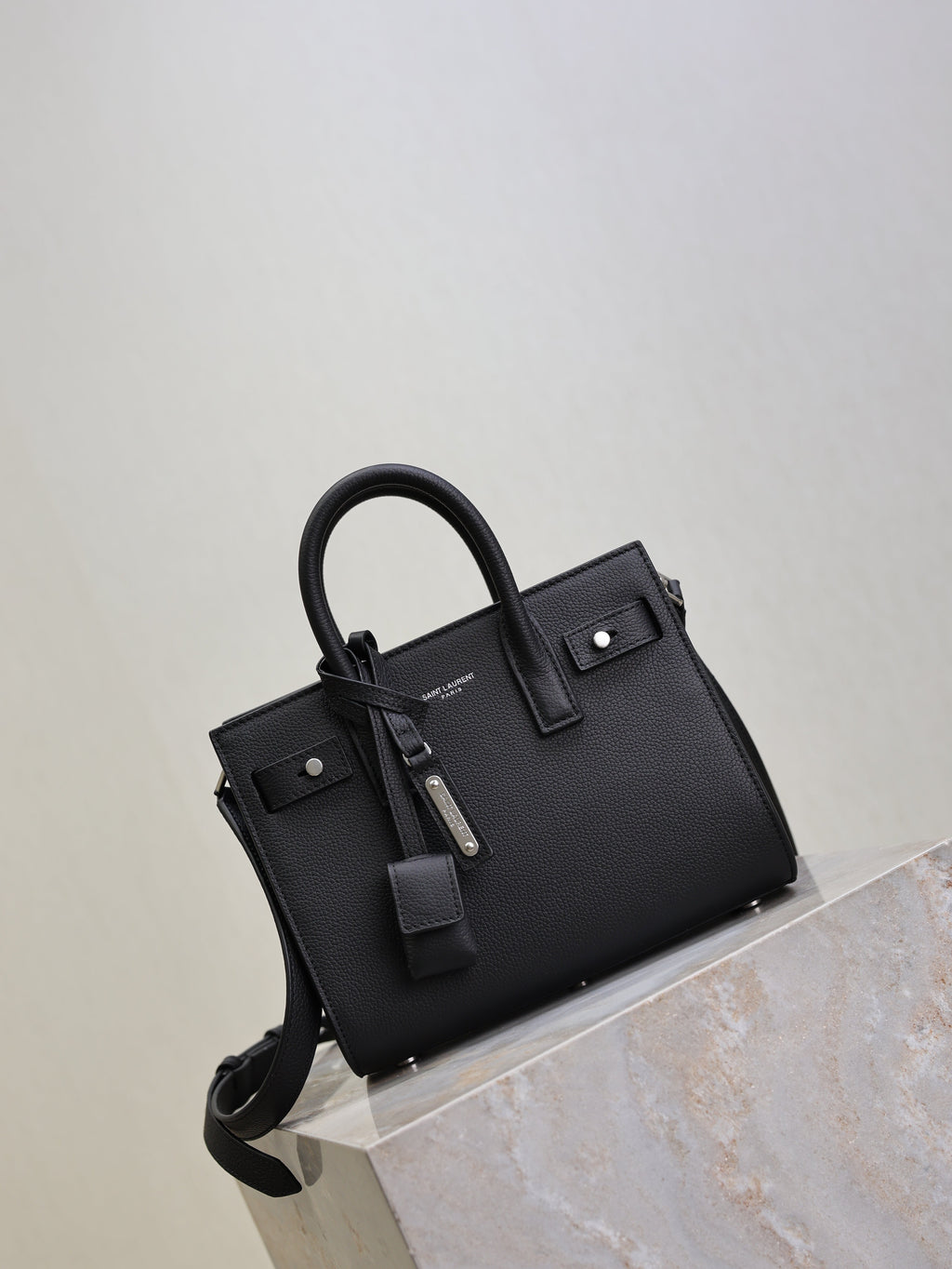 YSL 25S SAC DE JOUR 22 IN BLACK GRAINED CALFSKIN SILVER HARDWRE