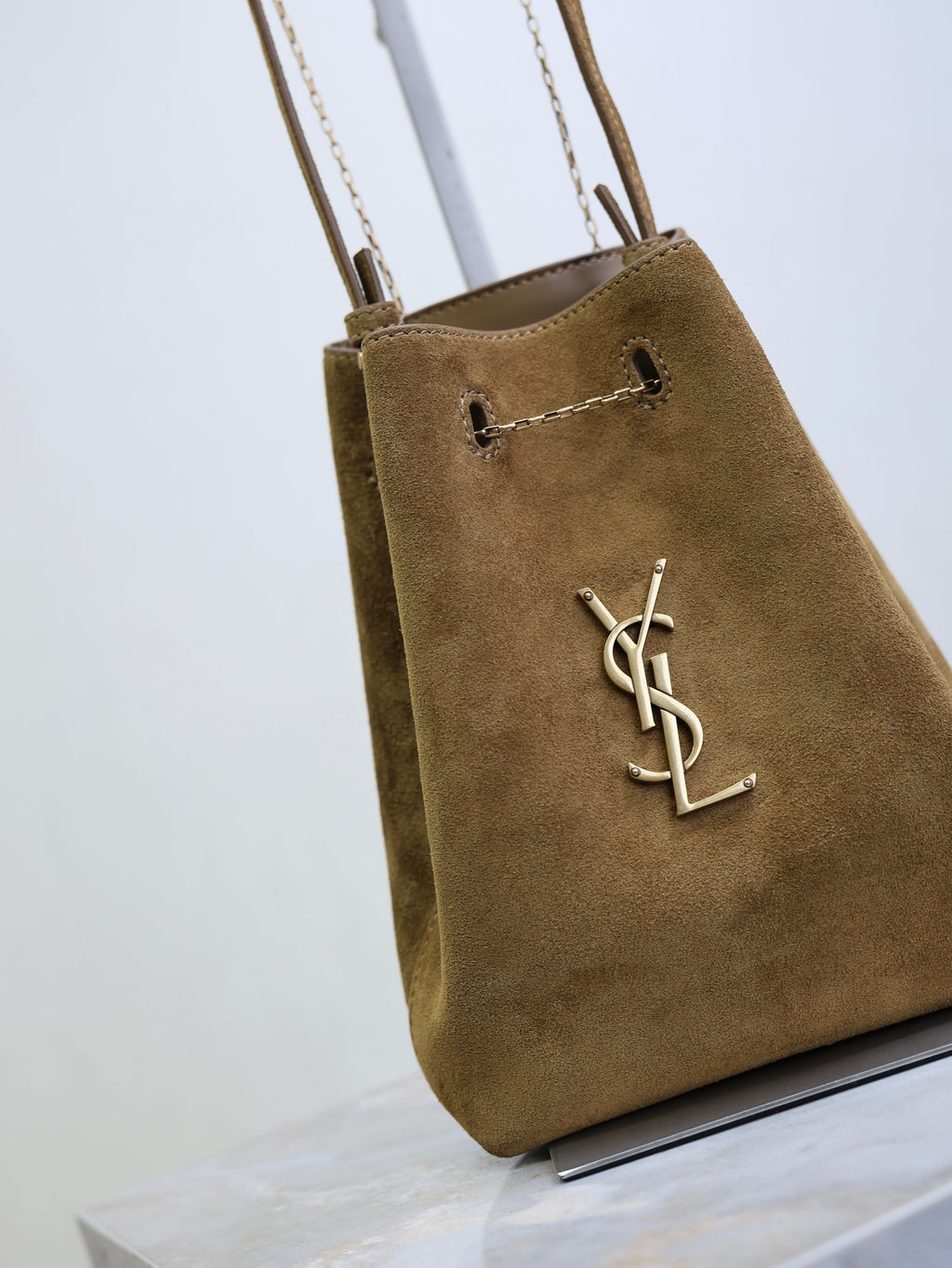 YSL 25S POCHON BAG 24 IN CARAMEL COGNAC SUEDE GOLD HARDWARE