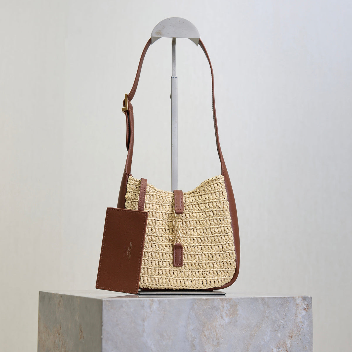 YSL 25S LE 5 À 7 SUPPLE BABY 16 IN RAFFIA AND CALFSKIN GOLD HARDWARE