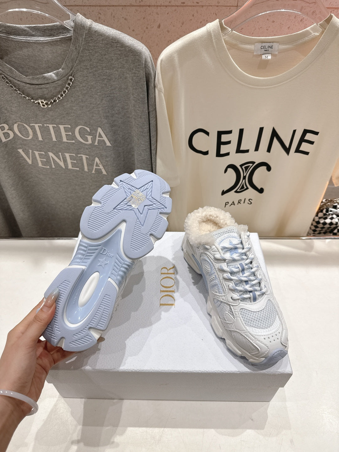DIOR CHRONO SNEAKER 25S IN WHITE MIX BLUE LAMBSKIN AND MESH FABRIC STYLE 9
