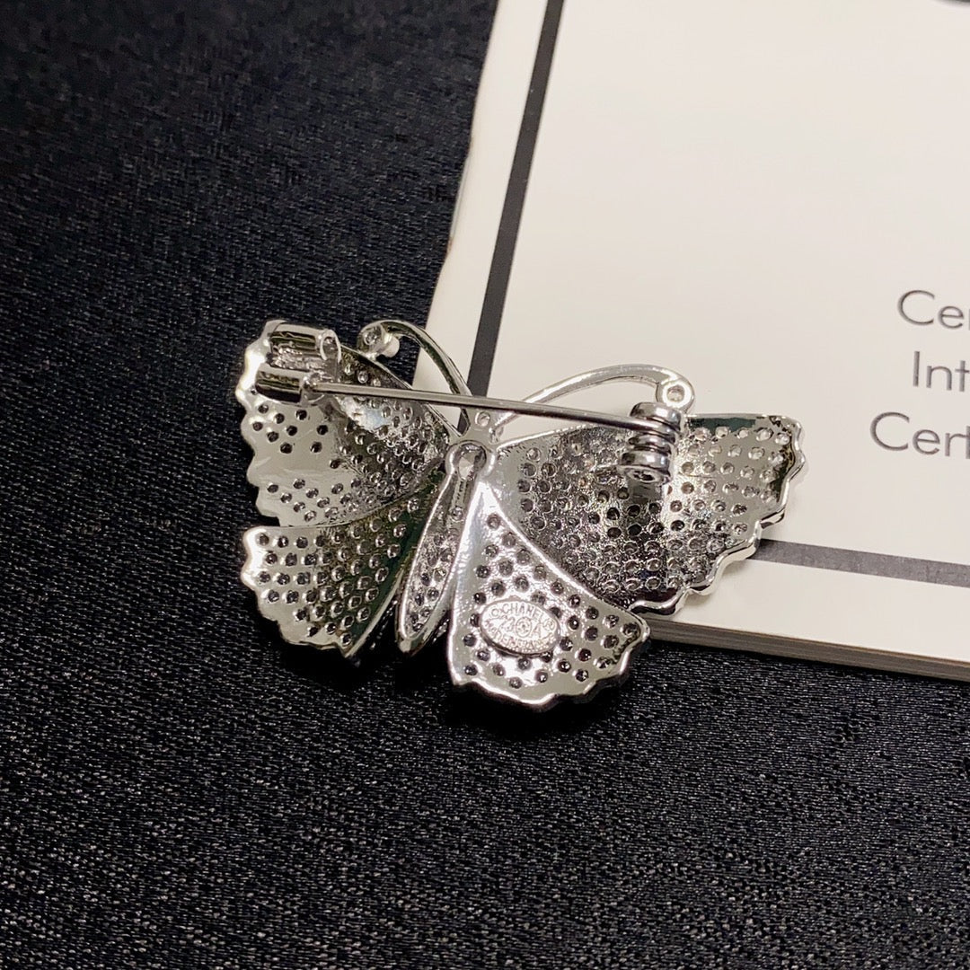 18K  Chanel Butterfly Diamonds Brooch