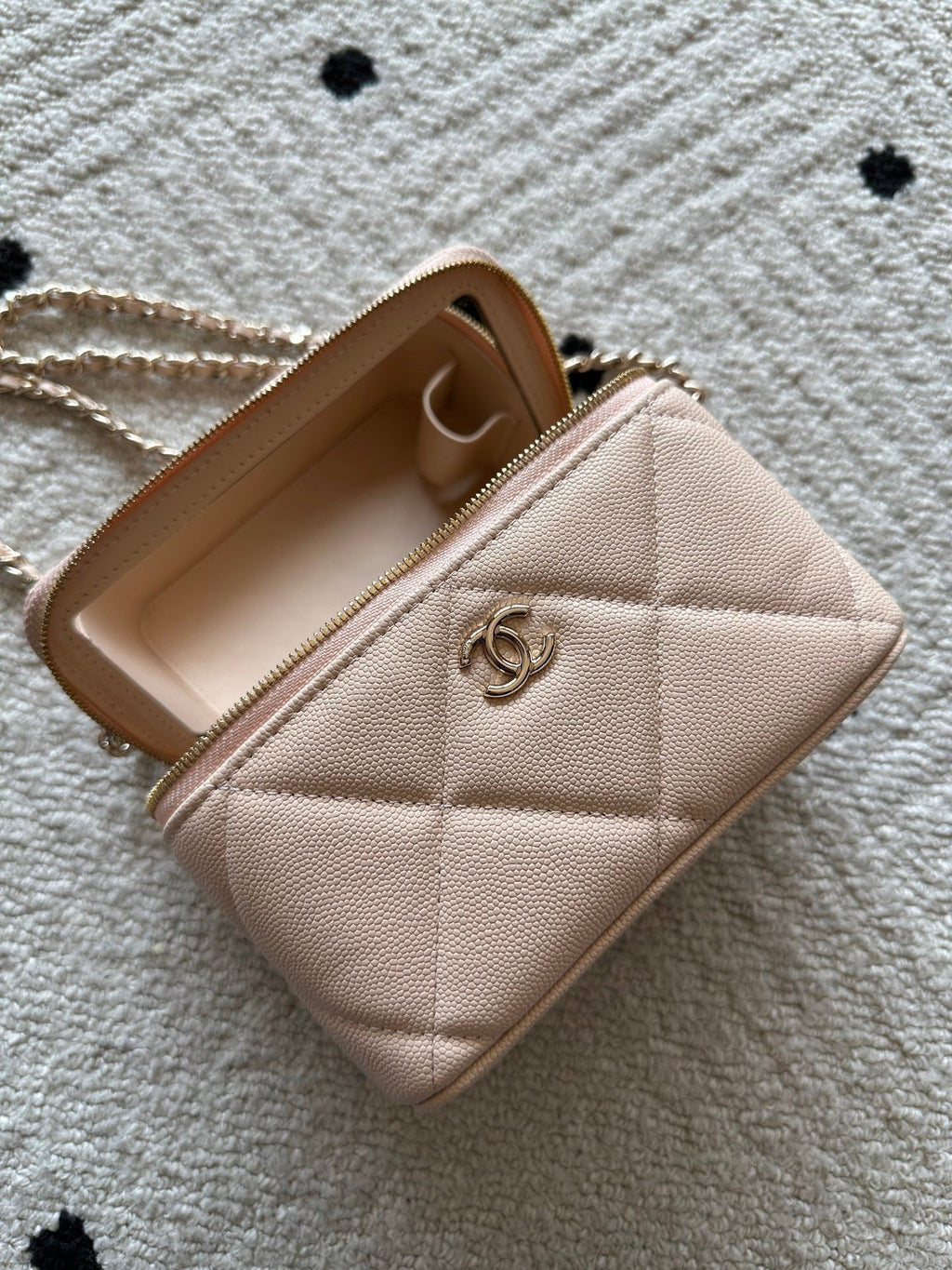 CHANEL 25S VANITY BAG 17 IN LIGHT PINK CAVIAR LEATHER