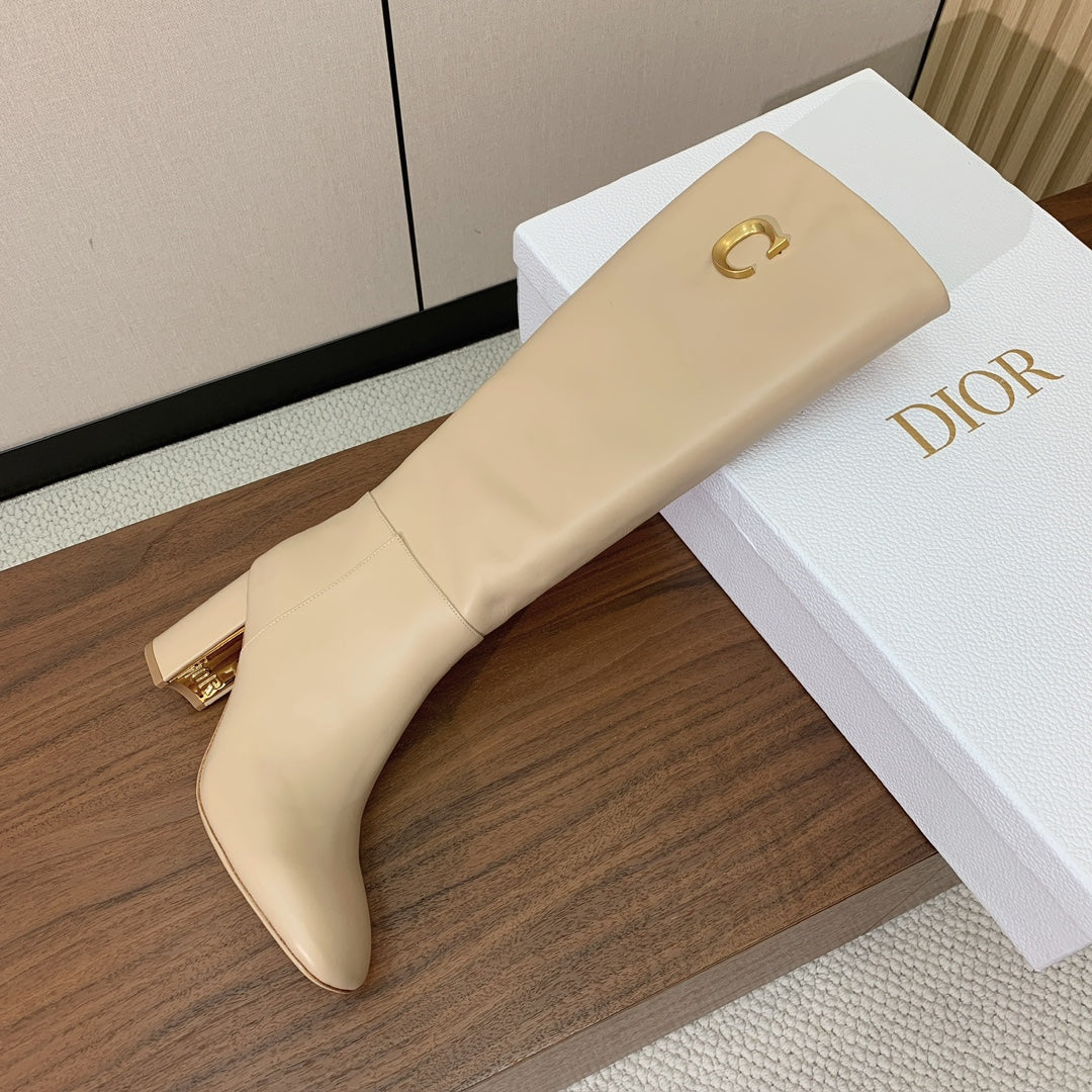 DIOR 25S KNEE-HIGH BOOTS 80 MM IN BEIGE CALFSKIN WITH GOLD HARDWARE