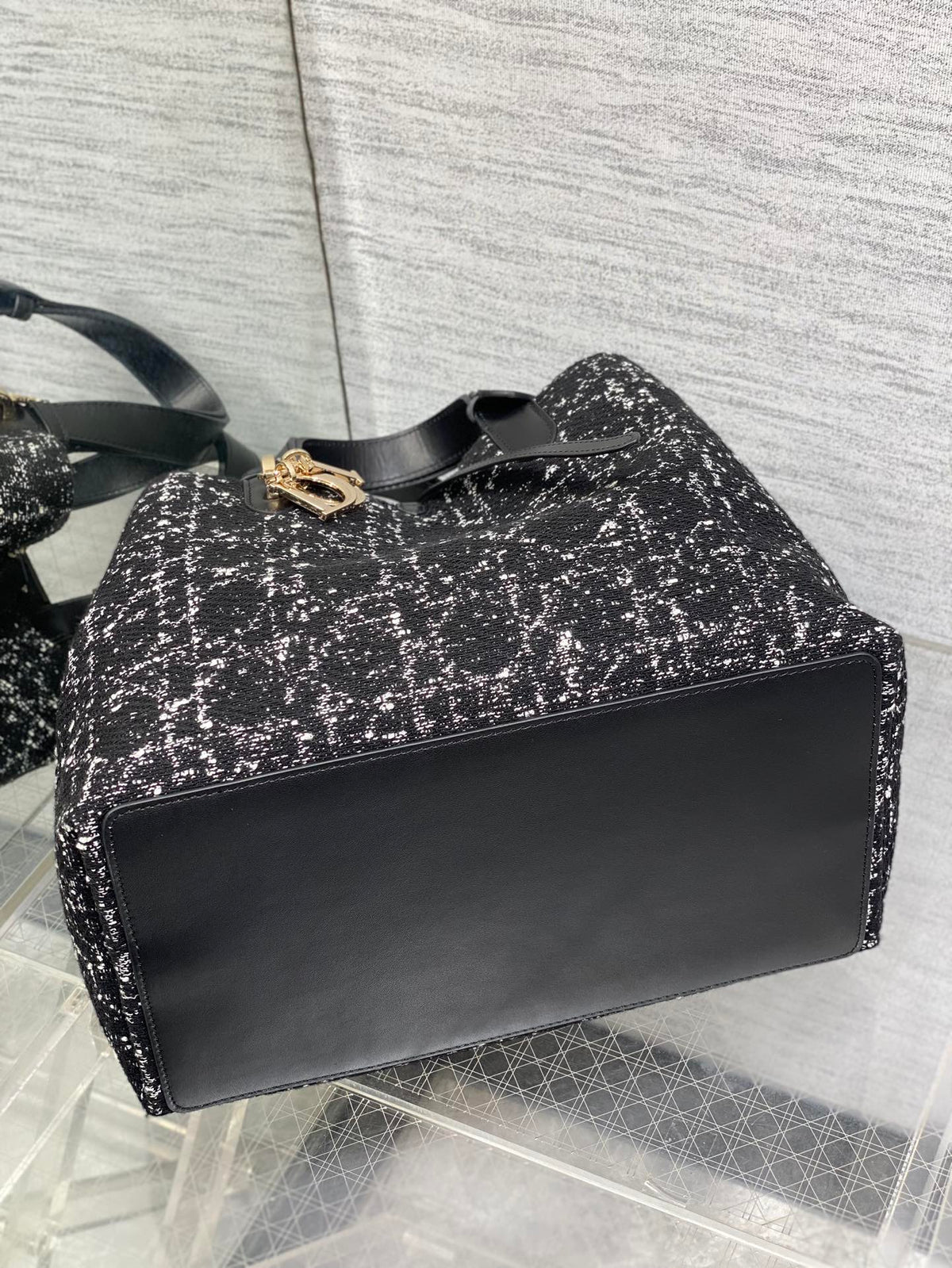DIOR MEDIUM 28 TOUJOURS BAG IN BLACK MIX WHITE CANNAGE TWEED WITH GOLD HARDWARE