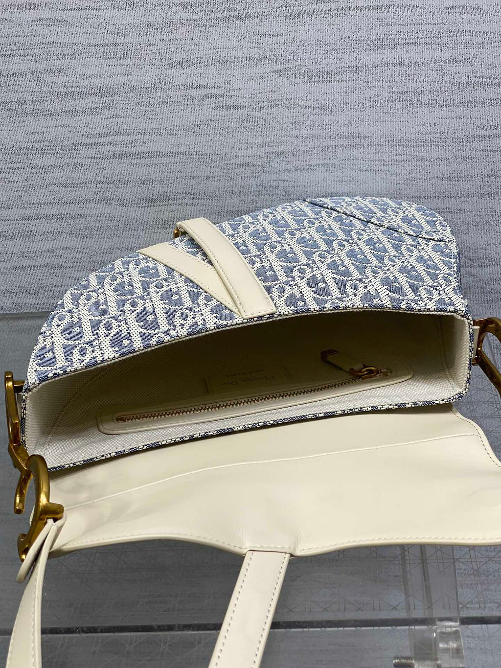 DIOR 25S SOFT SADDLE BAG 25 IN BLUE DIOR OBLIQUE CHAMBRAY AND IVORY SMOOTH CALFSKIN