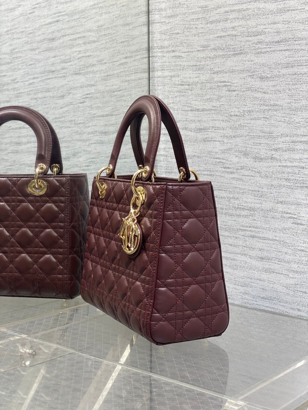 DIOR 25S MEDIUM LADY BAG 24 IN BURGUNDY CALFSKIN GOLD HARDWARE