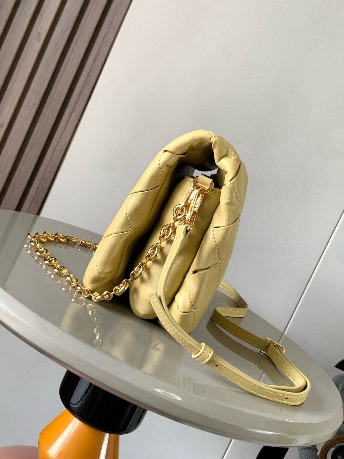 LOEWE 25S PUFFER GOYA BAG 23 IN LIGHT YELLOW NAPPA LAMBSKIN