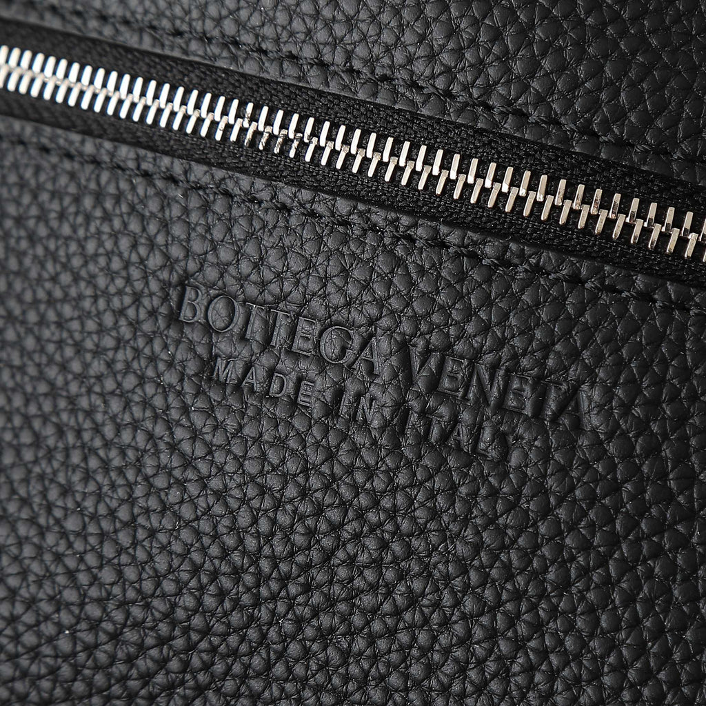 BOTTEGA VENETA 25S DIAGO 22 IN BLACK CALFSKIN SILVER HARDWARE