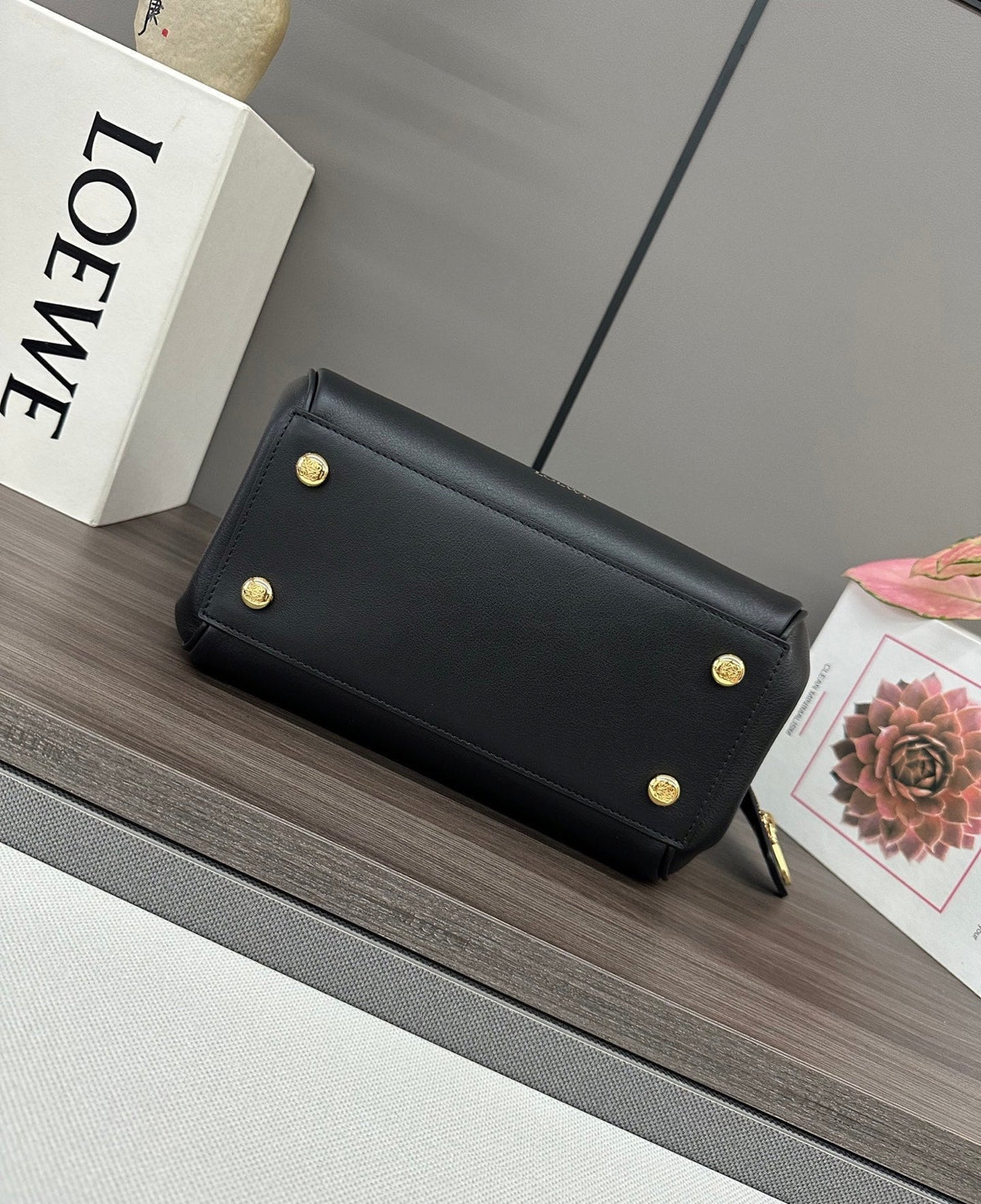 LOEWE 25S MEDIUM MADRID BAG 23 IN BLACK CALFSKIN GOLD HARDWARE