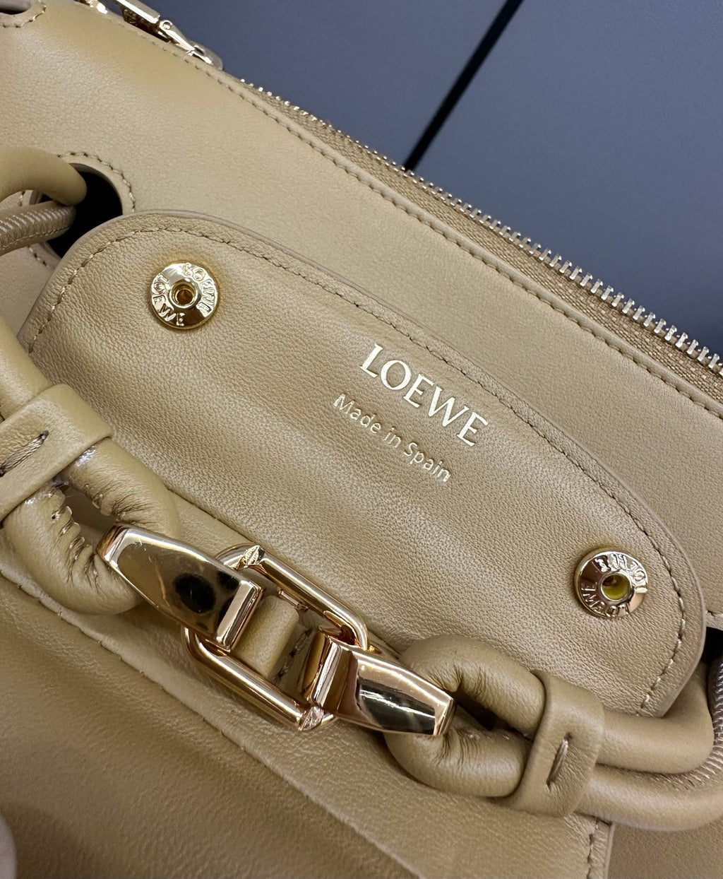 LOEWE 25S MEDIUM MADRID BAG 23 IN SAND YELLOW CALFSKIN GOLD HARDWARE