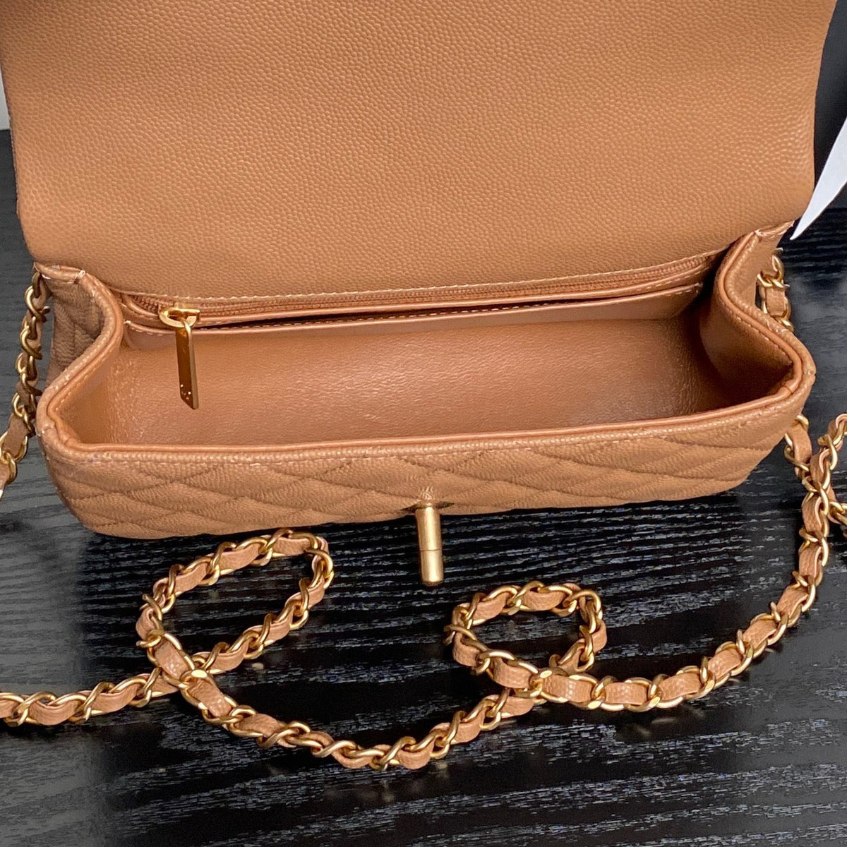 CHANEL 25S FLAP BAG 19 IN CARAMEL CALFSKIN GOLD HARDWARE