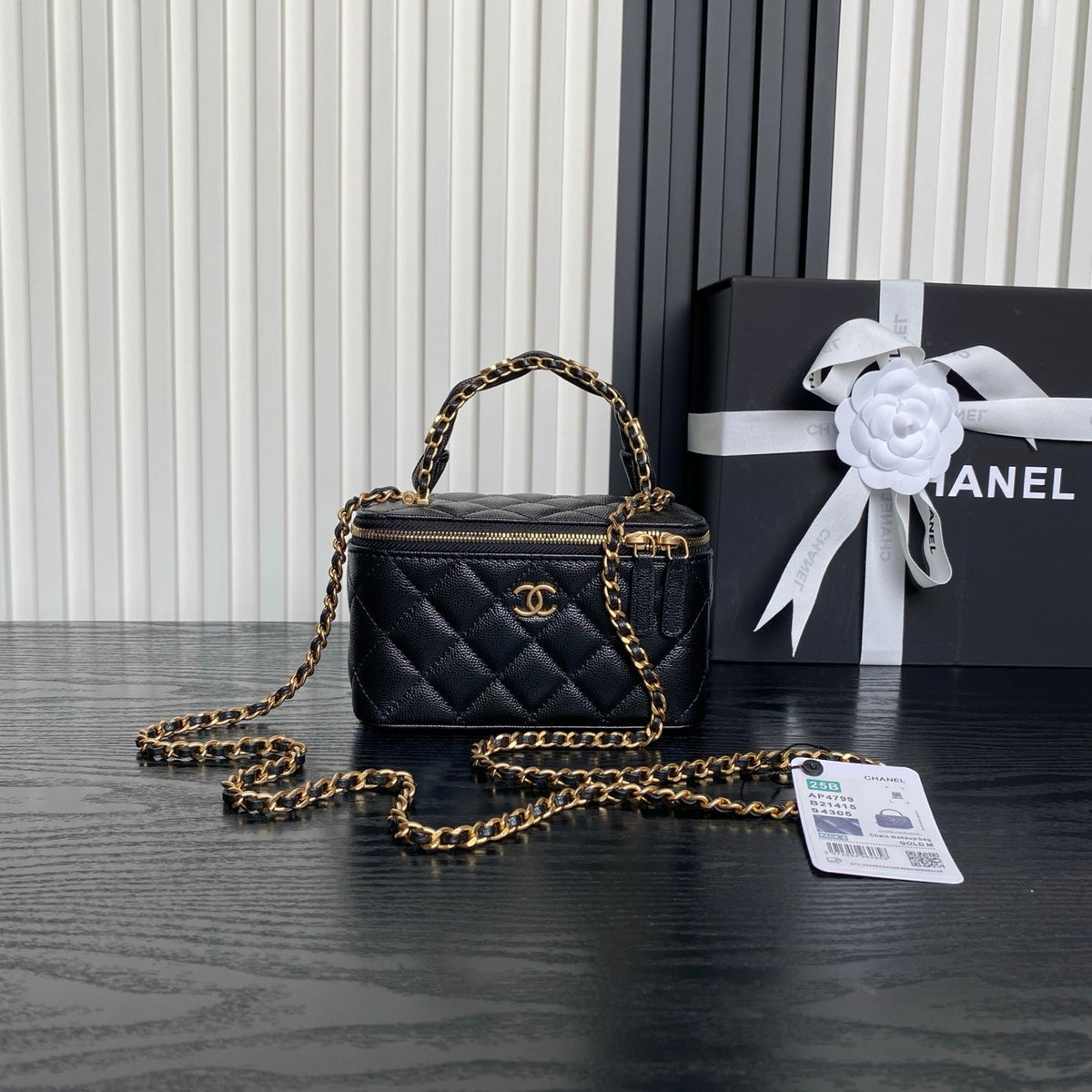 CHANEL 25S VANITY CASE BAG 19 IN BLACK CALFSKIN GOLD HARDWARE