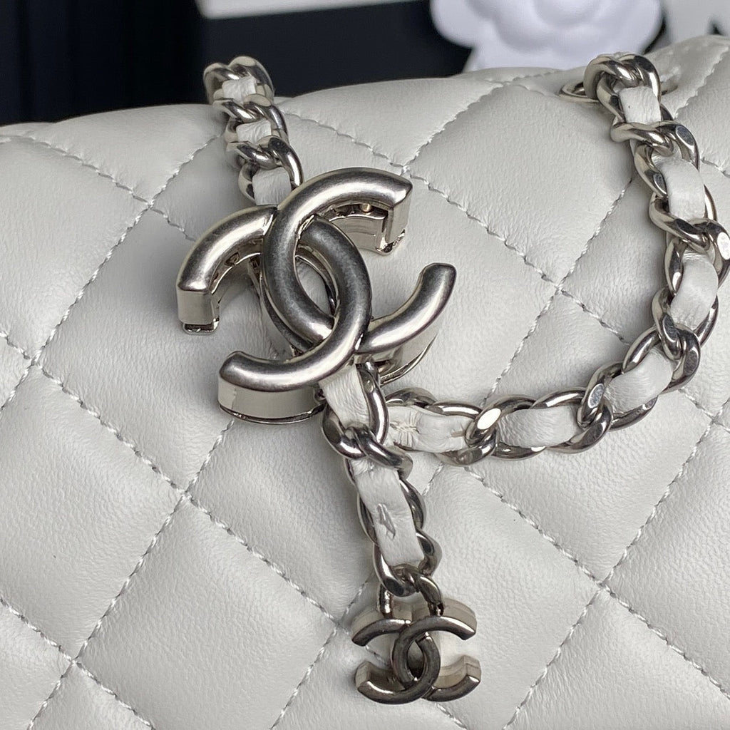 CHANEL 25S MINI FLAP BAG 18 IN WHITE CALFSKIN