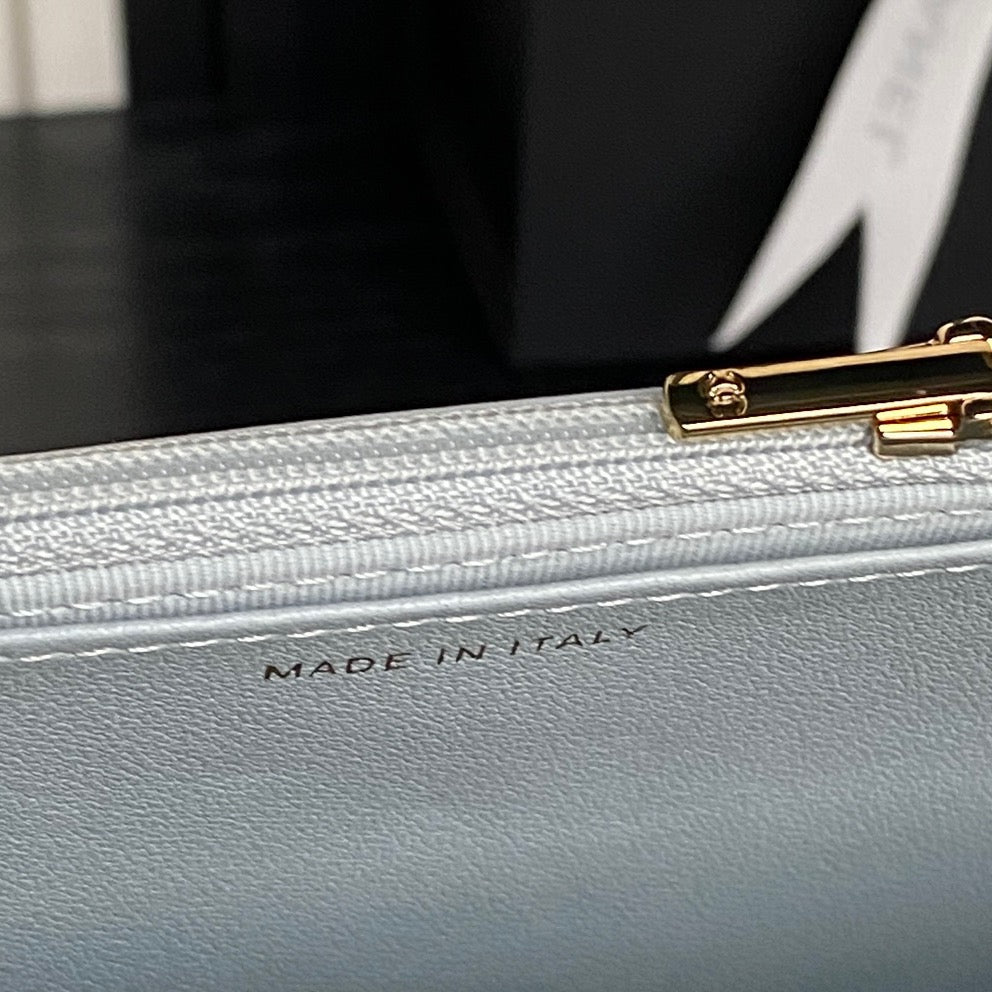 CHANEL 25S CHAIN WALLET 19 IN LIGHT BLUE LAMBSKIN GOLD HARDWARE