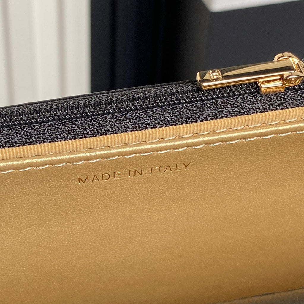 CHANEL 25S CHAIN WALLET 19 IN BLACK LAMBSKIN GOLD HARDWARE