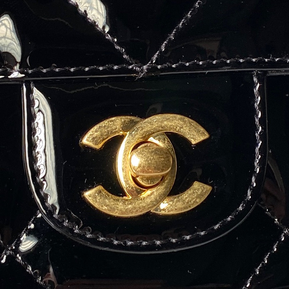 CHANEL 25S FLAP BAG 18 IN BLACK GLOSSY CALFSKIN
