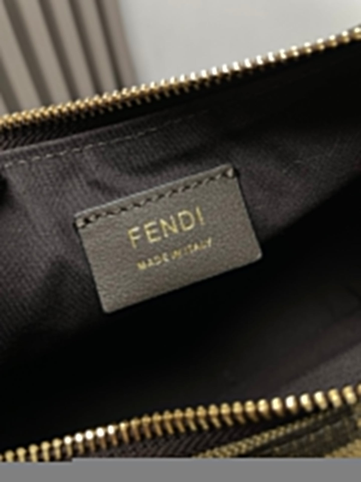 FENDIGRAPHY MEDIUM 29 IN GURKHA JACQUARD FABRIC FF MOTIF GOLD HARDWARE