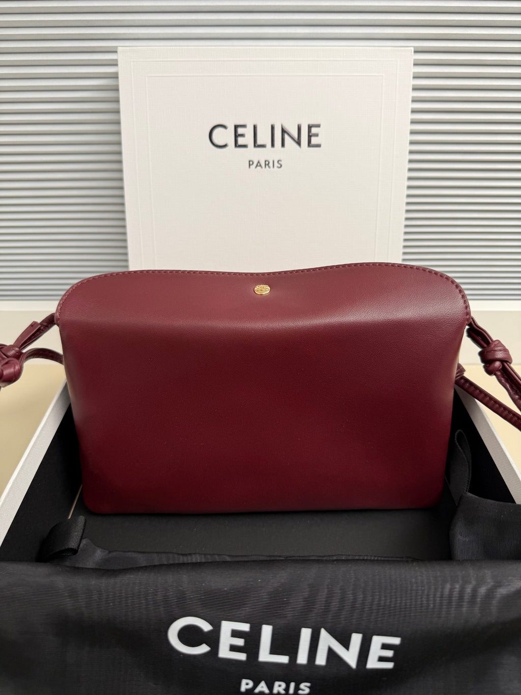 CELINE 25S TRIO FLAP 22MM IN DARK RED SMOOTH LAMBSKIN GOLD HARDWARE