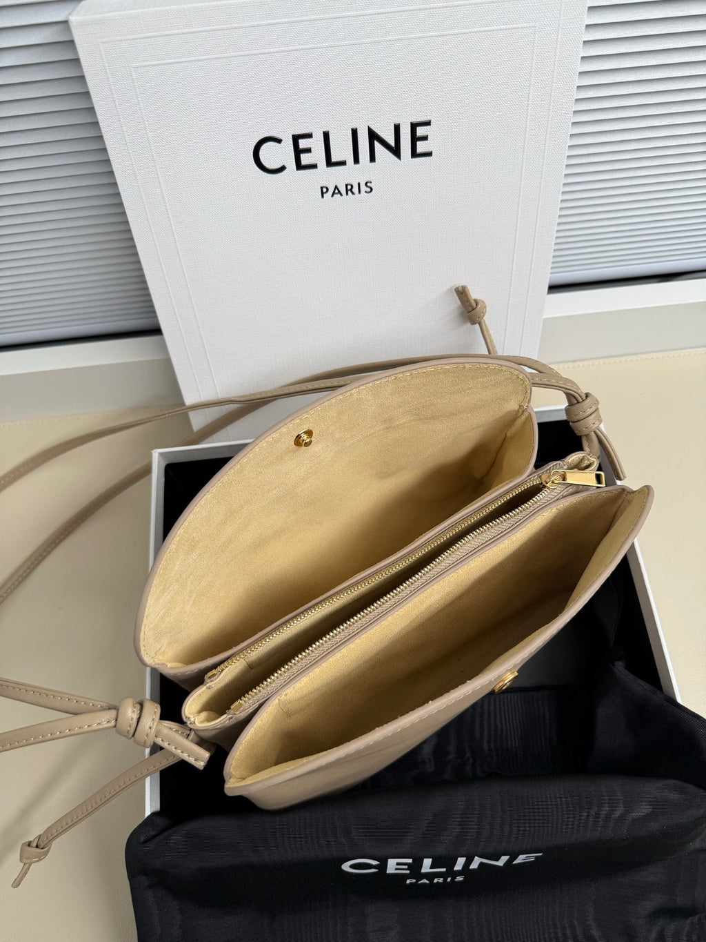 CELINE 25S TRIO FLAP 22MM IN DARK BEIGE SMOOTH LAMBSKIN GOLD HARDWARE