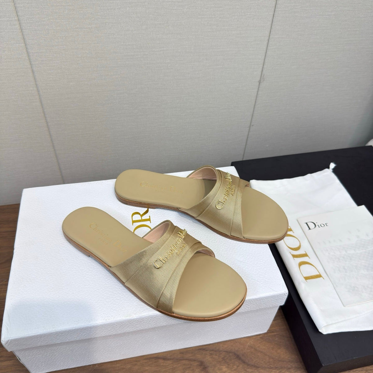 DIOR SANDAL 25S IN BEIGE LAMBSKIN AND FABRIC WITH GOLD HARDWARE