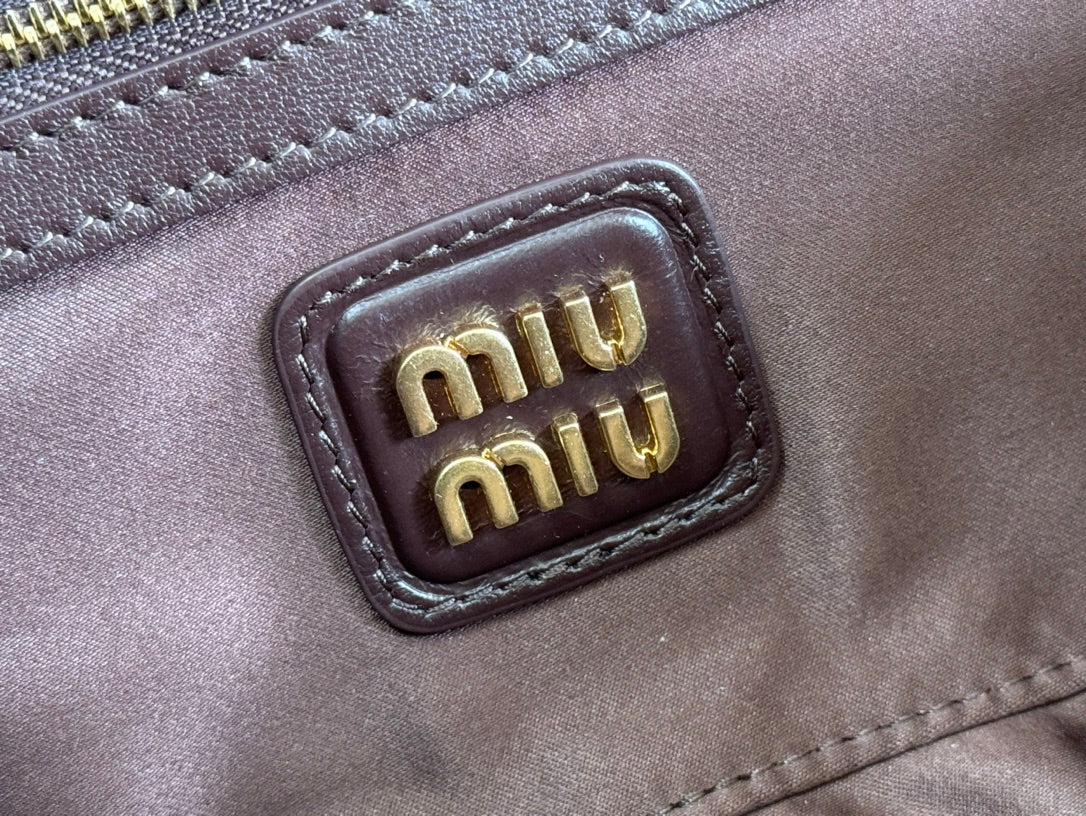 ARCADIE MATELASSÉ BAG 22 IN CONGO BROWN CALFSKIN GOLD HARDWARE