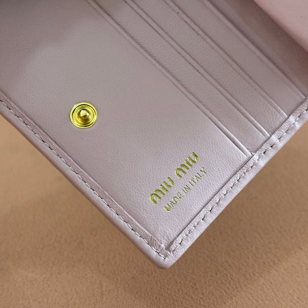SMALL MATELASSÉ NAPPA LEATHER WALLET LIGHT PINK