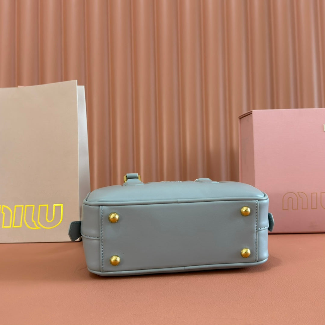 ARCADIE SMALL 22 BAG IN LIGHT BLUE CALFSKIN