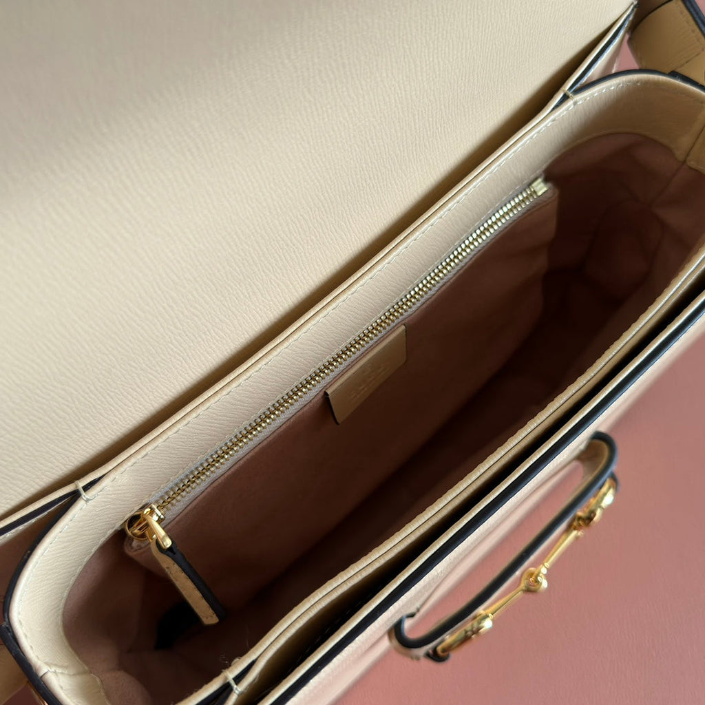 GUCCI 25S HORSEBIT 1955 MINI BAG 35 CM IN LIGHT WARM BEIGE CALFSKIN WITH GOLD HARDWARE
