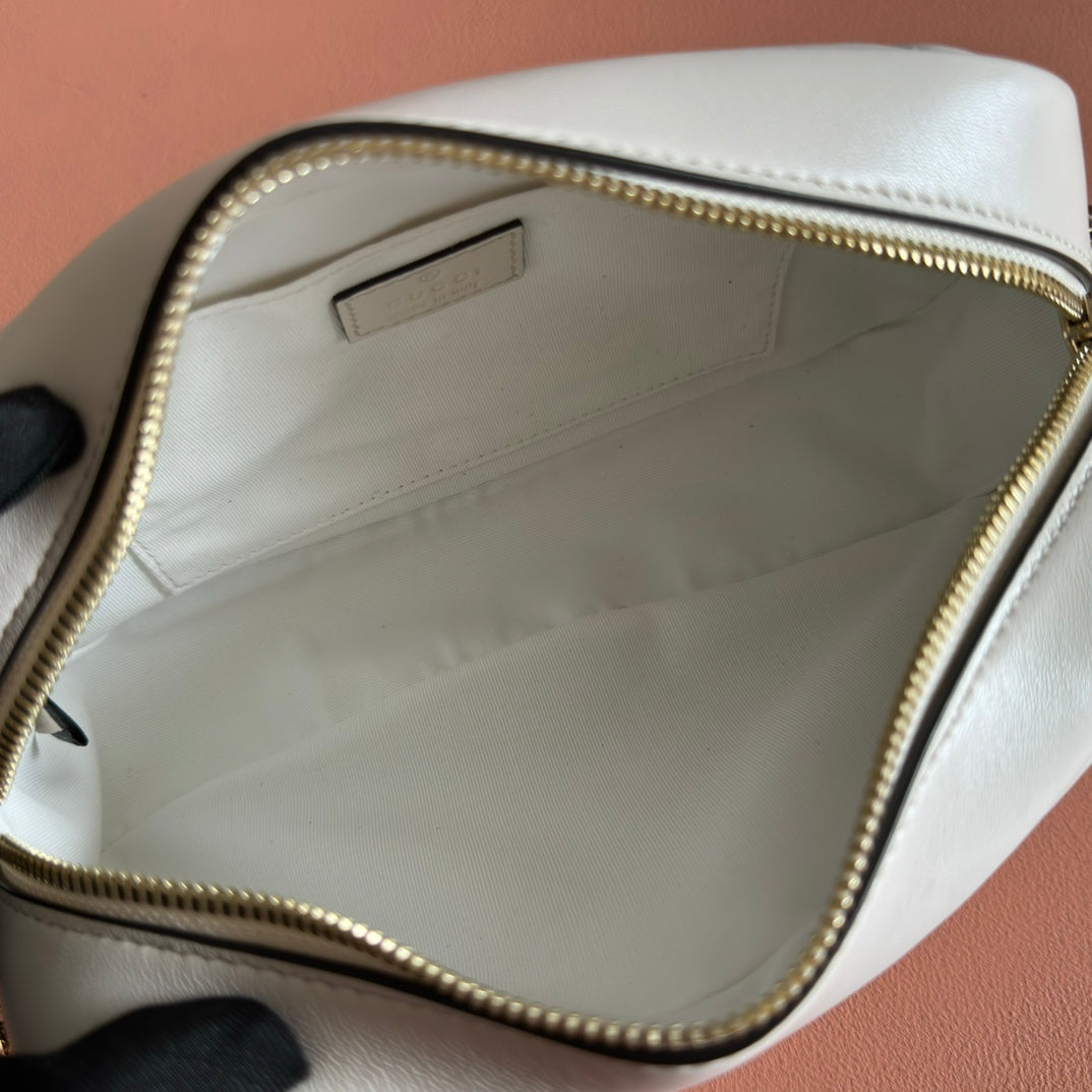 GUCCI 25S MARMONT BAG 24 IN CREAM WHITE CALFSKIN WITH GOLD HARDWARE