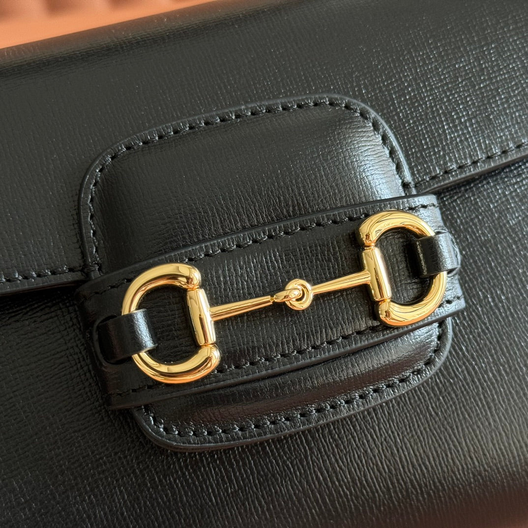 GUCCI 25S HORSEBIT 1955 MEDIUM SHOULDER BAG 22 CM IN BLACK CALFSKIN WITH GOLD HARDWARE