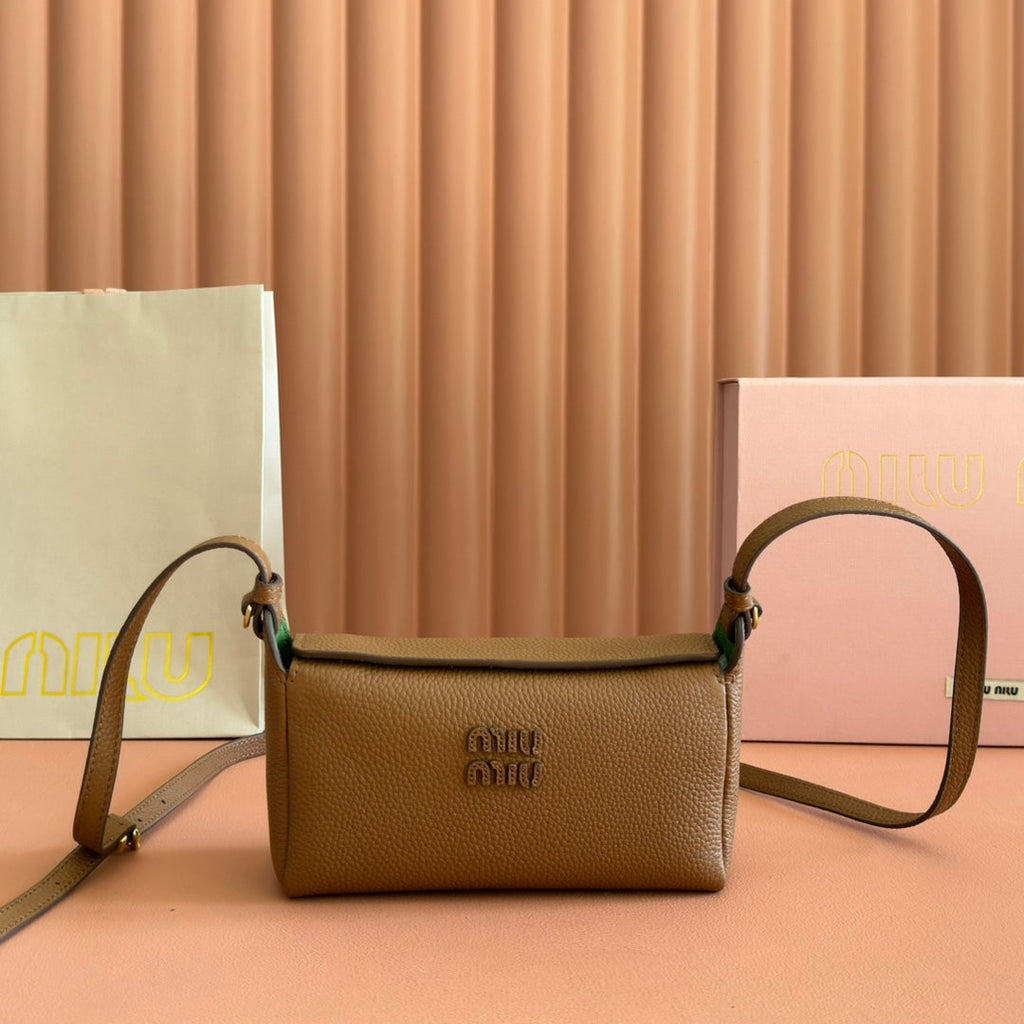MIUMIU 26S POUCH BAG 18 IN DARK BROWN CALFSKIN GOLD HARDWARE