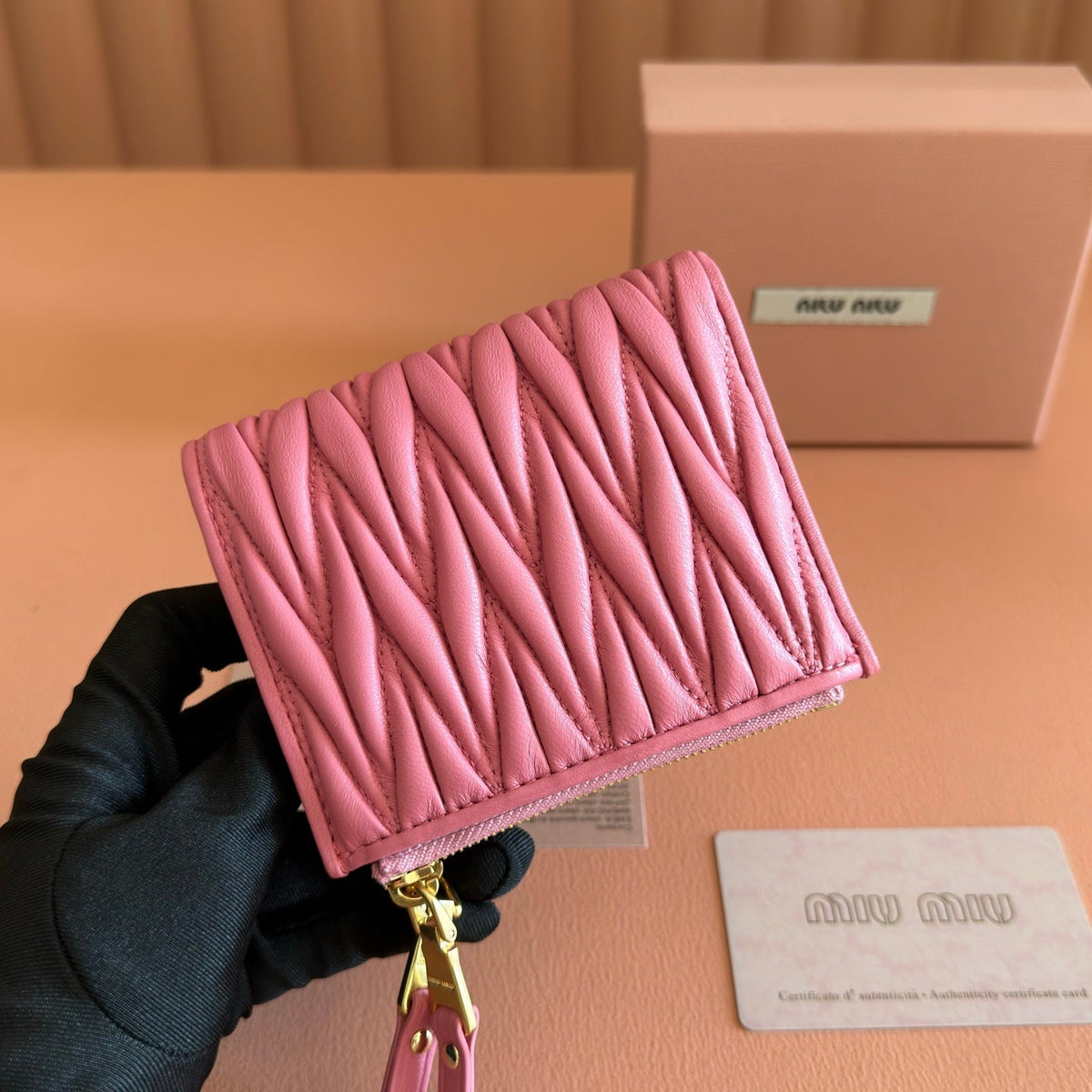 MIUMIU 26S SMALL MATELASSE CARD HOLDER 11 IN PINK CALFSKIN GOLD HARDWARE