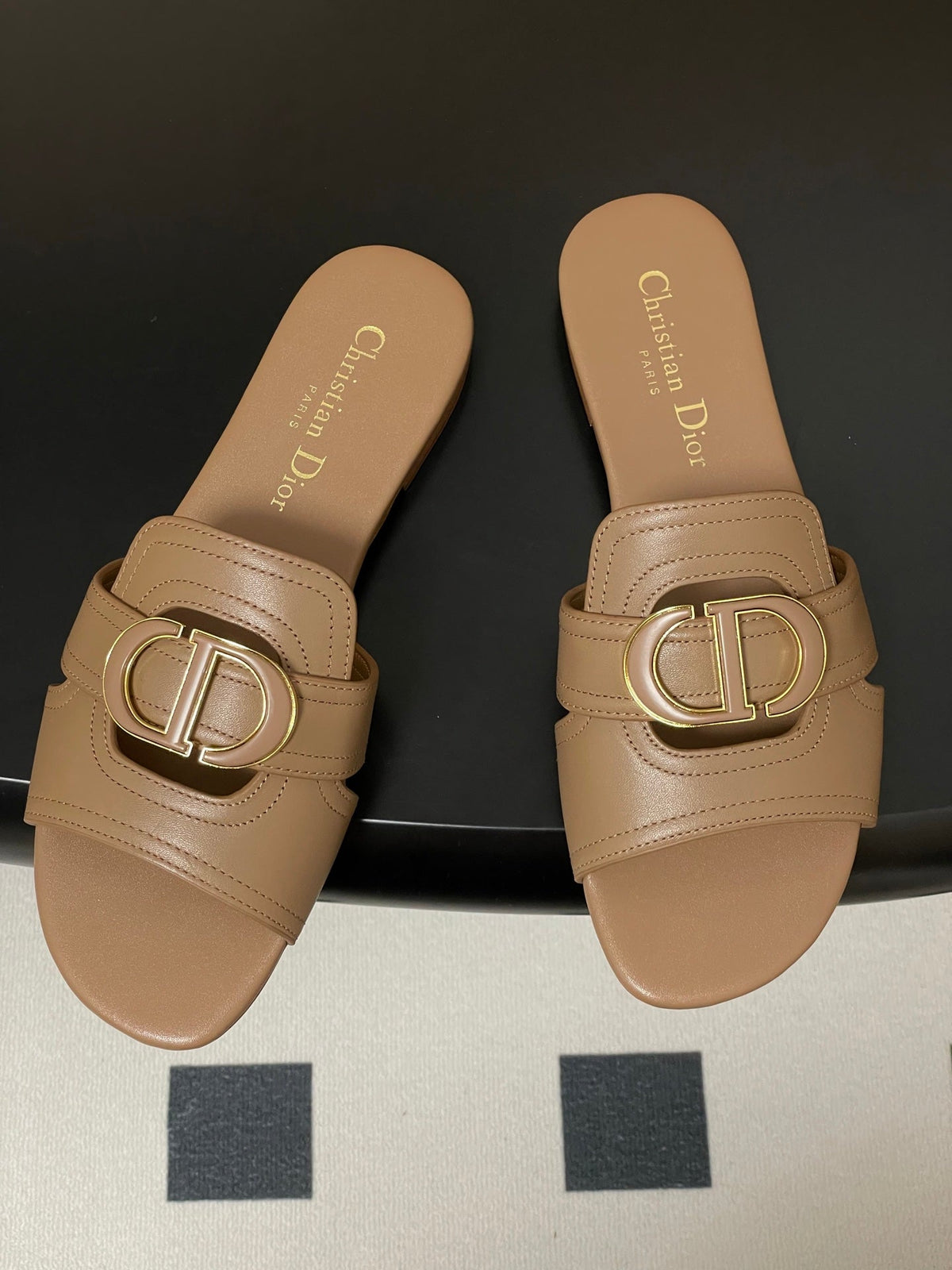 DIOR CLASSIC MONTAIGNE SANDALS 25S IN BROWN LAMBSKIN WITH CD LOGO