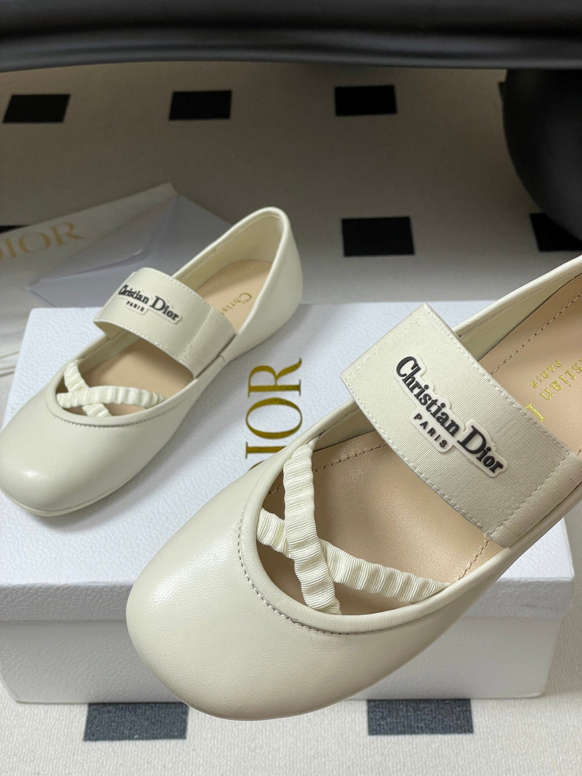 DIOR STRETCH BALLET FLATS 25S IN CREAM WHITE LAMBSKIN
